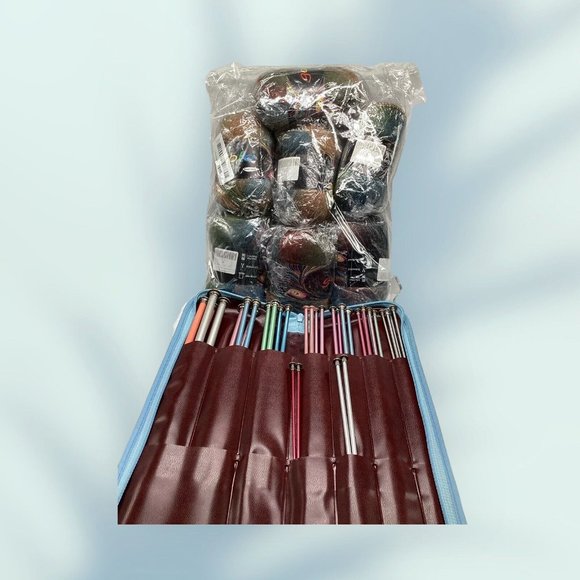 Lot 17 Assorted Knitting Needles, With Needle Case. 7  Skeins Of Golo Wool Yarn - Picture 2 of 7